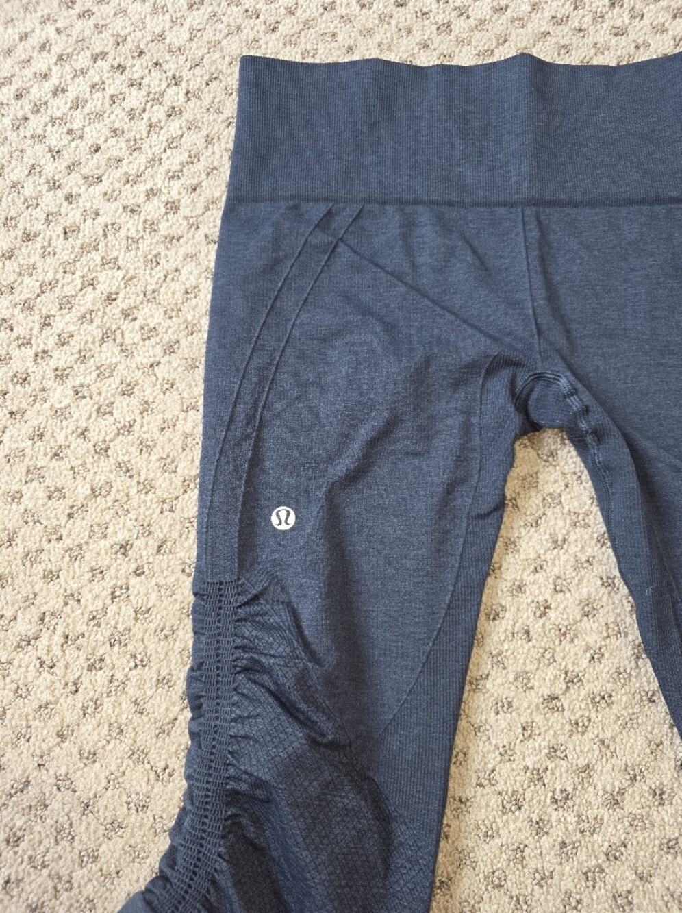 lululemon athletica In The Flow Crop - Picture 7 of 8